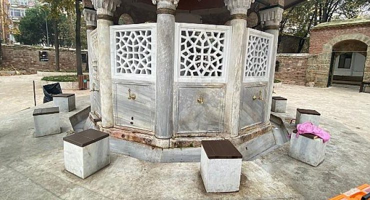 Yeni Cuma Camii’nin çalınan musluklarını Büyükşehir yeniledi