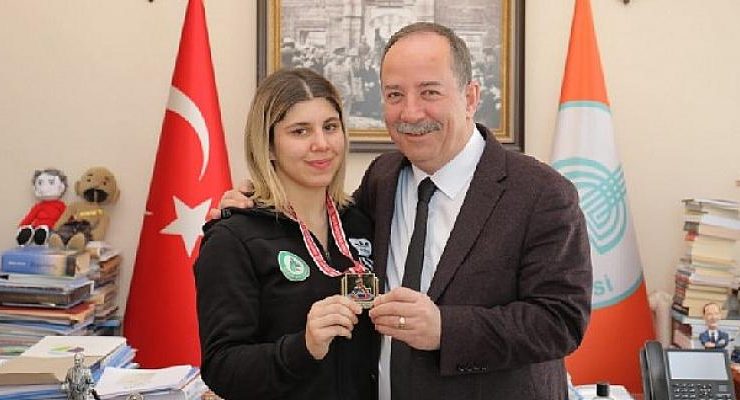 Başkan Gürkan, “Melda ile gurur duyuyoruz”