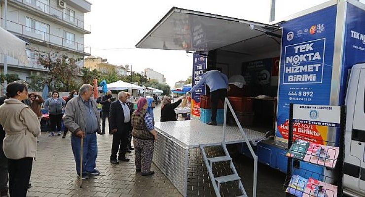 Efes Selçuk Belediyesi Ekmeğini Halkla Bölüşüyor