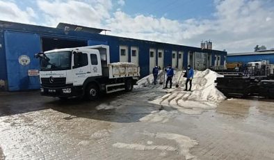 Aydın Büyükşehir Belediyesi Ekipleri Karla Mücadele İçin Hazır Bekliyor
