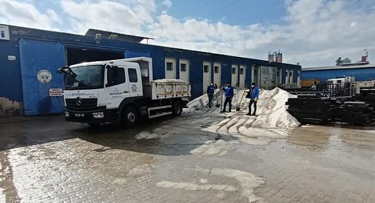 Aydın Büyükşehir Belediyesi Ekipleri Karla Mücadele İçin Hazır Bekliyor