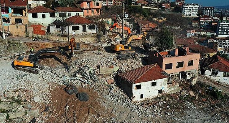 Cedit’te 248 binanın yıkımı tamamlandı