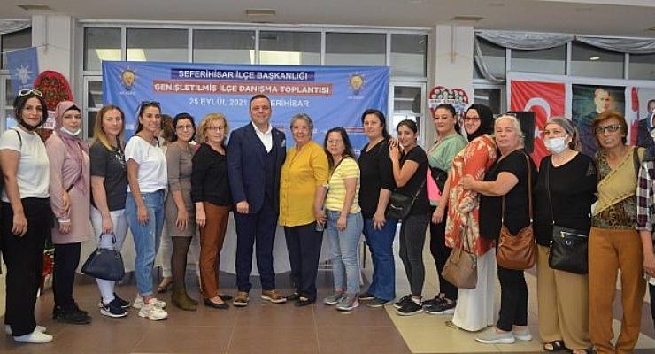 Ak Parti Seferihisar İlçe Başkanı Ahmet Aydın’ın Dünya Kadınlar Günü Mesajı