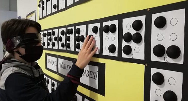 Bikent Okulları “Braille Alfabesi”ni Öğreniyor ve Öğretiyor