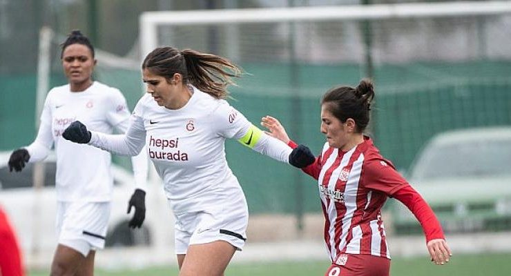 Galatasaray – Dudullu Turkcell Kadınlar Süper Ligi Maçı D-Smart’ta