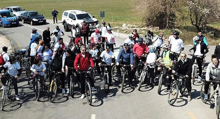 Kınık’ta Ormancılık Haftası Etkinlikleri Kapsamında Bisikletseverler Biraraya Geldi