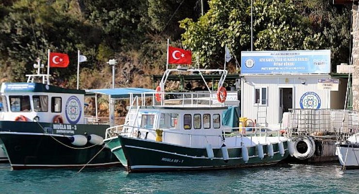 Büyükşehir 7 Atık Alım Teknesiyle Sezona Hazırlanıyor