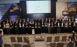 Genç MÜSİAD’dan 12 farklı şehirden 30 firmaya “Altın Konteyner Ödülü”