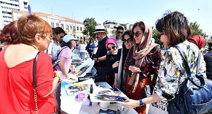 Suluboya Festivali İzmir’e renk kattı