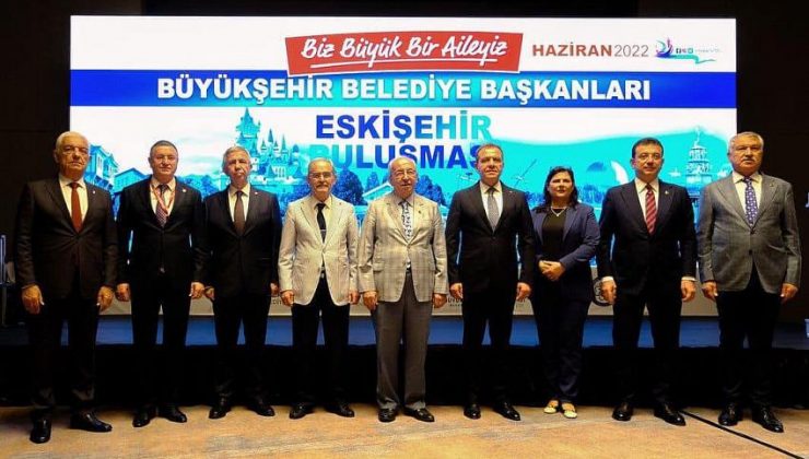 Başkan Gürün, Eskişehir’de Belediye Başkanları toplantısına katıldı