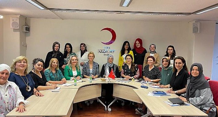 Kızılay Kadın Koordinasyon Kurulu Toplantısı İzmir’de yapıldı