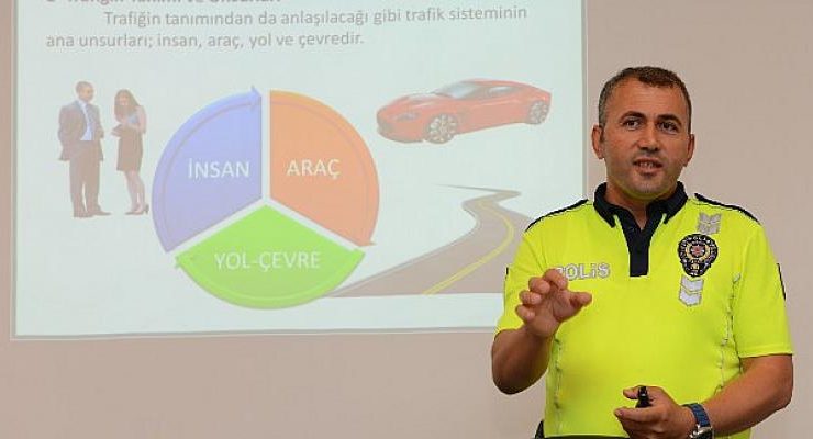 Nilüfer Belediyesi çalışanlarına trafik güvenliği eğitimi