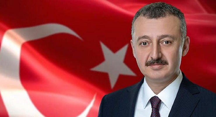 Kocaeli Büyükşehir Belediye Başkan Doç. Dr. Tahir Büyükakın, Kurban Bayramını kutladı
