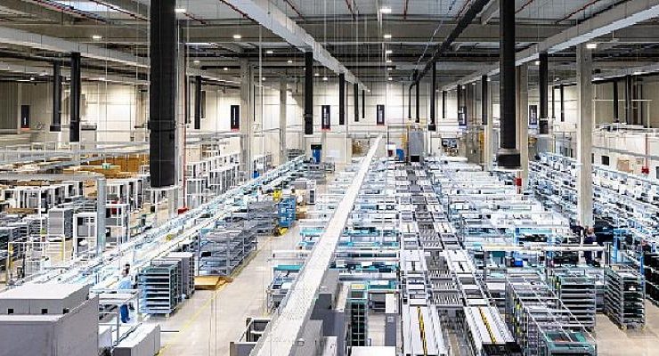 Lenovo Avrupa’daki ilk şirket içi üretim tesisini Macaristan’ın Ullo şehrinde açıyor!