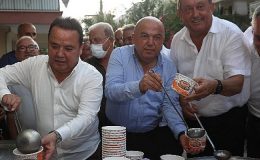 Antalya Büyükşehir Belediye Başkanı Muhittin Böcek Aşure Etkinliğinde