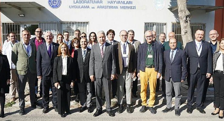 EÜ “Aksolotl Laboratuvarı” törenle hizmete açıldı