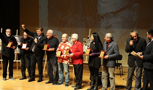 Karşıyaka, Nazım Hikmet'i Andı