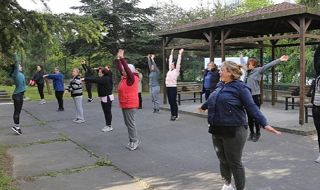 Küçülçekmece Belediyesi'nden Yaz Boyu Spor İmkanı