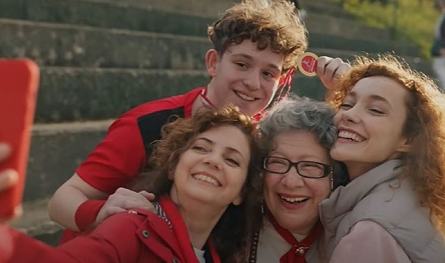 MediaMarkt &apos;Anneler Neler Neler Günü' Reklam Filminde Ailedeki Tüm Annelere Yer Verdi
